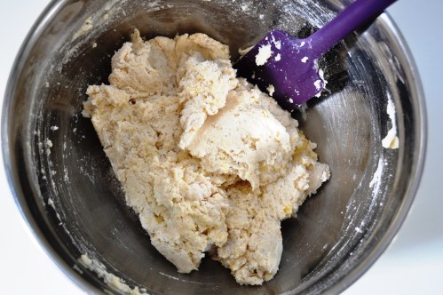 forming dough maize loaf