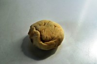 Shaping a finger roll 2: ball, underside