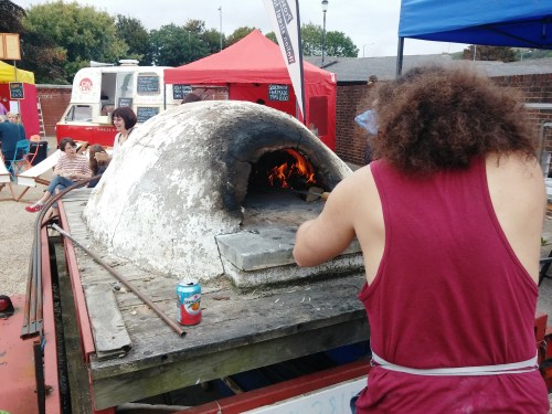 Pat and pizza oven