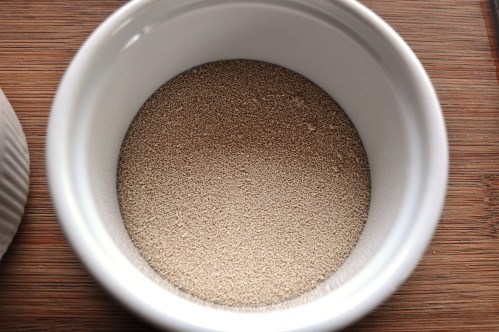 Powdered yeast