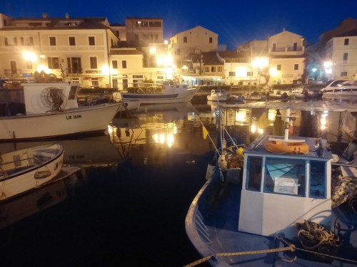 Fishing boats and Il Ghiottone (centre rear), La Maddalena
