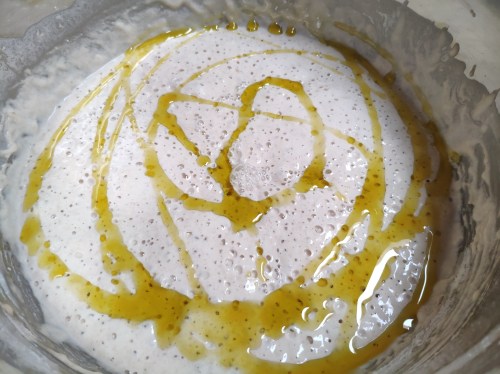 Pizza sponge with olive oil